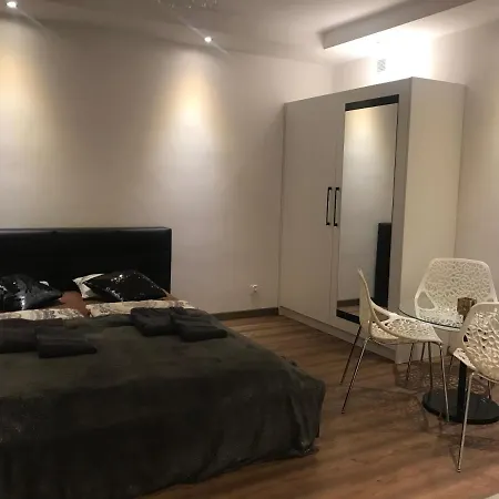 Rna Chmielna Diamond Apartment Warsaw